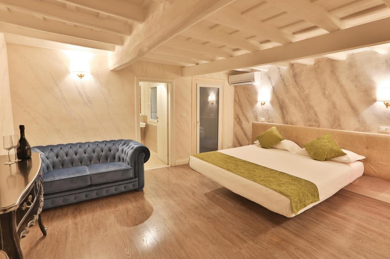 Grottini Luxury ~ Pantheon * Rom
